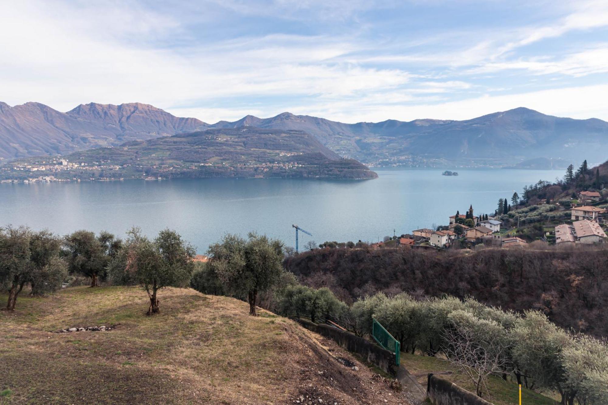 Residenza Coccinelle Vista Lago D'Iseo Tavernola Bergamasca Exterior foto